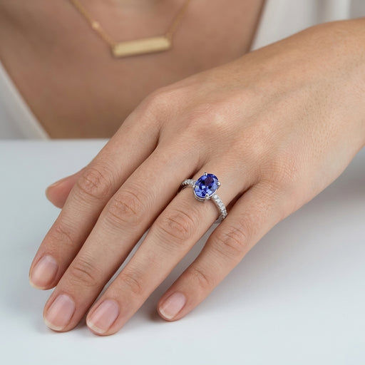 Tanzanite 1.40ct tw Ring with 0.25ct tw diamonds in 14kt Gold