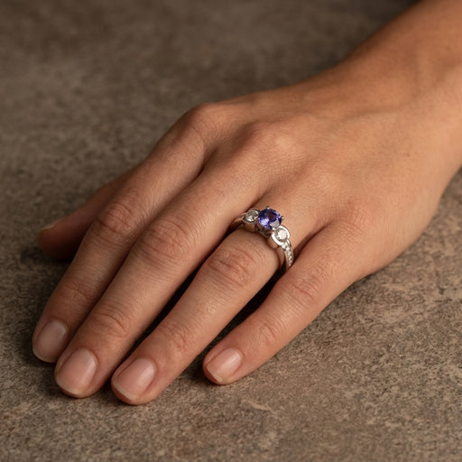 Tanzanite 1.00 ct tw Ring with 0.80 Diamonds & 14kt Gold