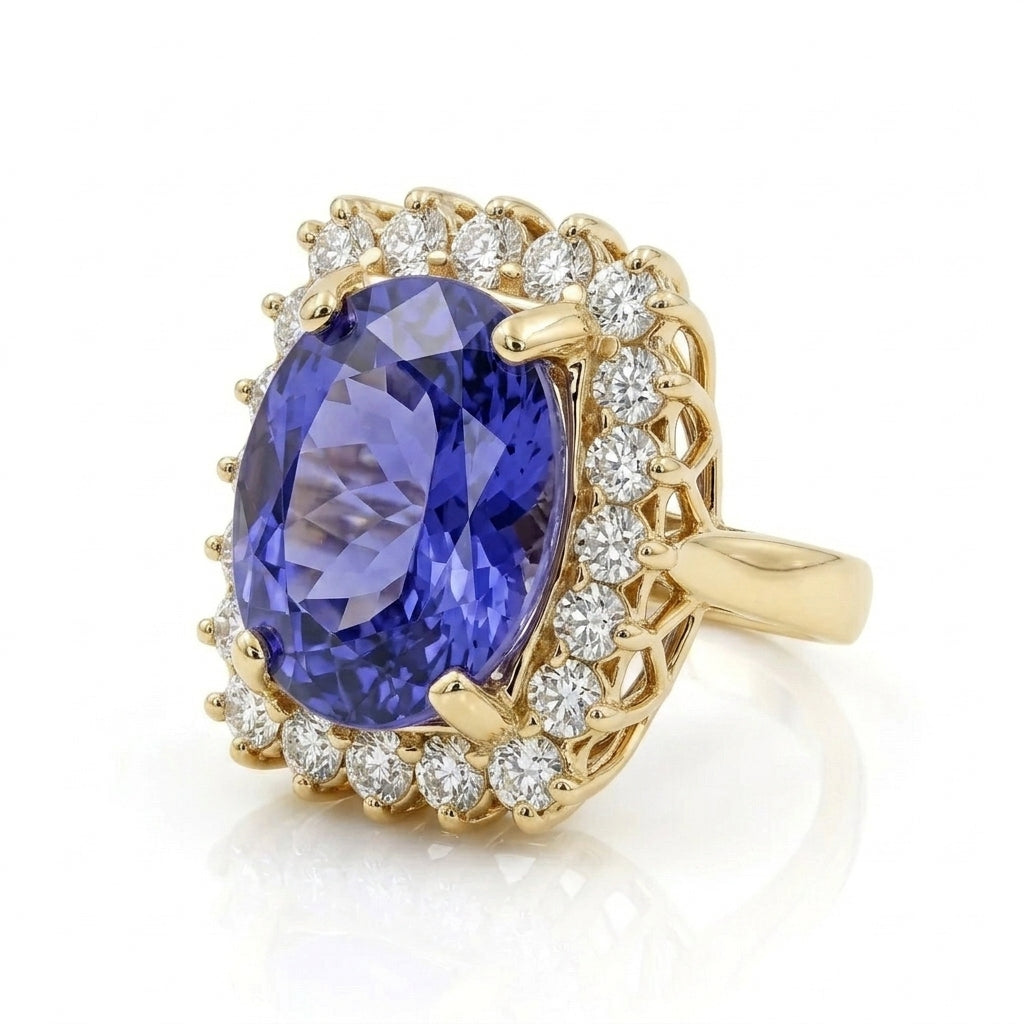 Tanzanite 18.20ct tw Ring with  2.50ct Diamonds in 14kt Gold