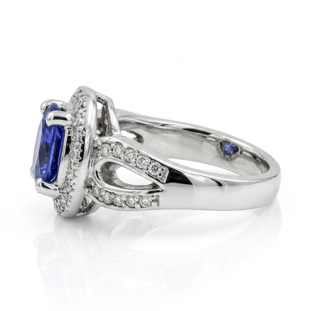 Tanzanite 1.71ct tw Ring with 0.50ct tw diamonds in 14kt Gold