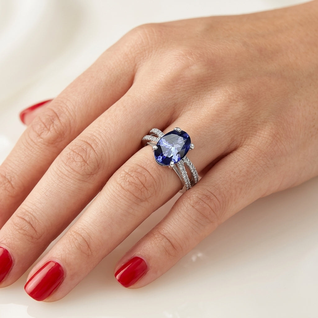 Tanzanite 1.25 ct tw Ring with 0.15 ct tw Diamonds in 14kt Gold