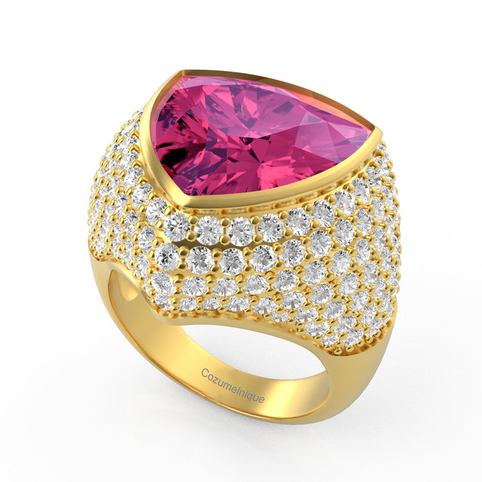 “Glamorous" Ring with 4.90ct Pink Rose