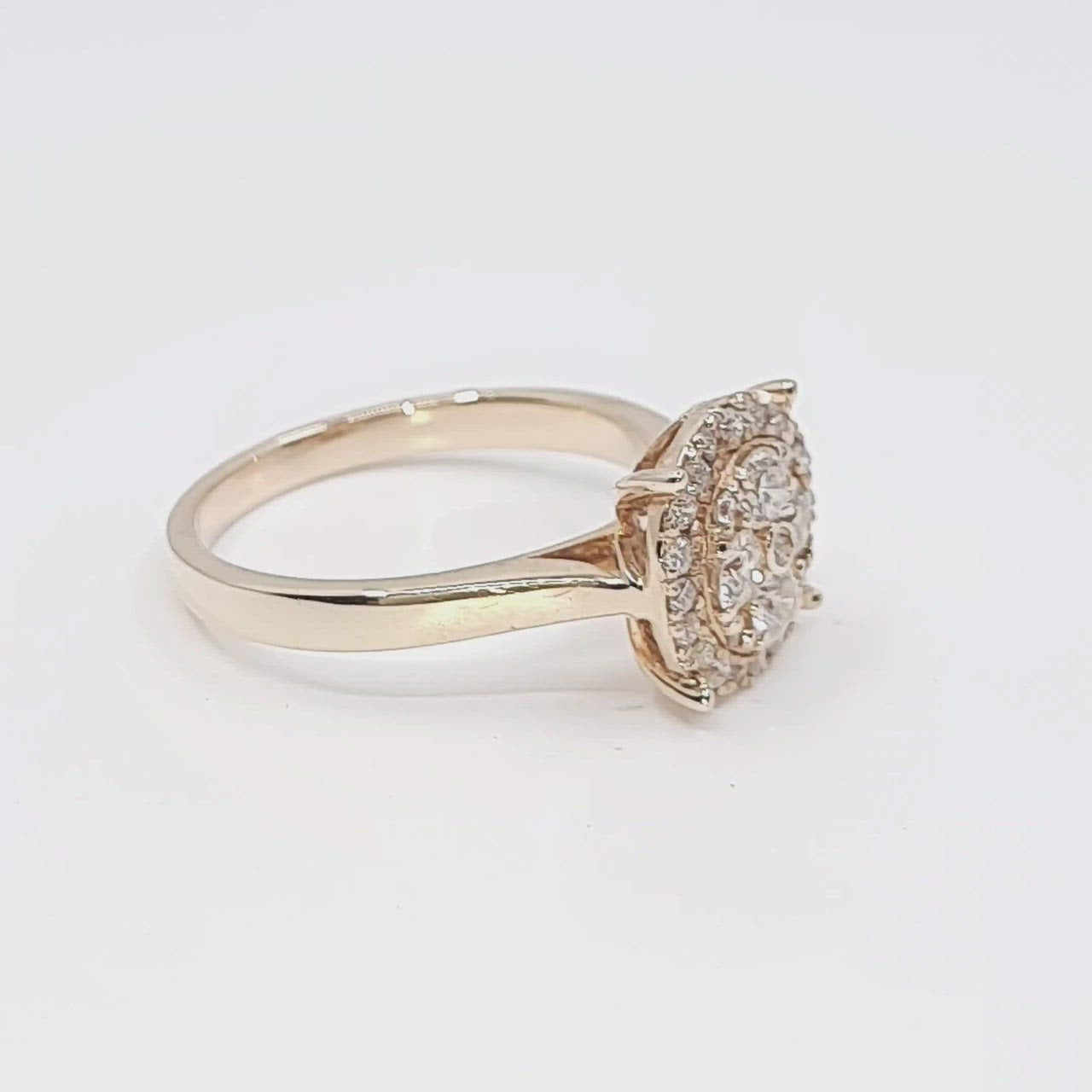 1Look Halo Diamond Ring Women's 0.65ct tw with 14kt Gold