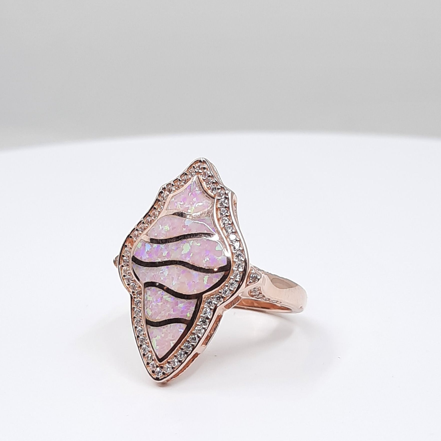 Mother of Pearl Set - Ring, Earring and Pendant in 925 Silver
