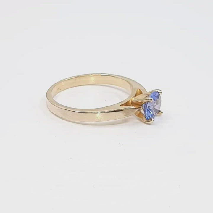 Tanzanite 0.70ct tw Ring 14kt Gold