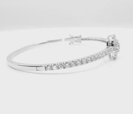 SeaFraa Diamond Bangle 2.25 carats of diamonds in 14kt Gold