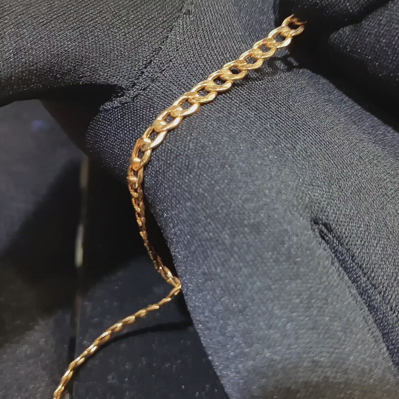 Cuban Link Bracelet 14k 4.5MM 7