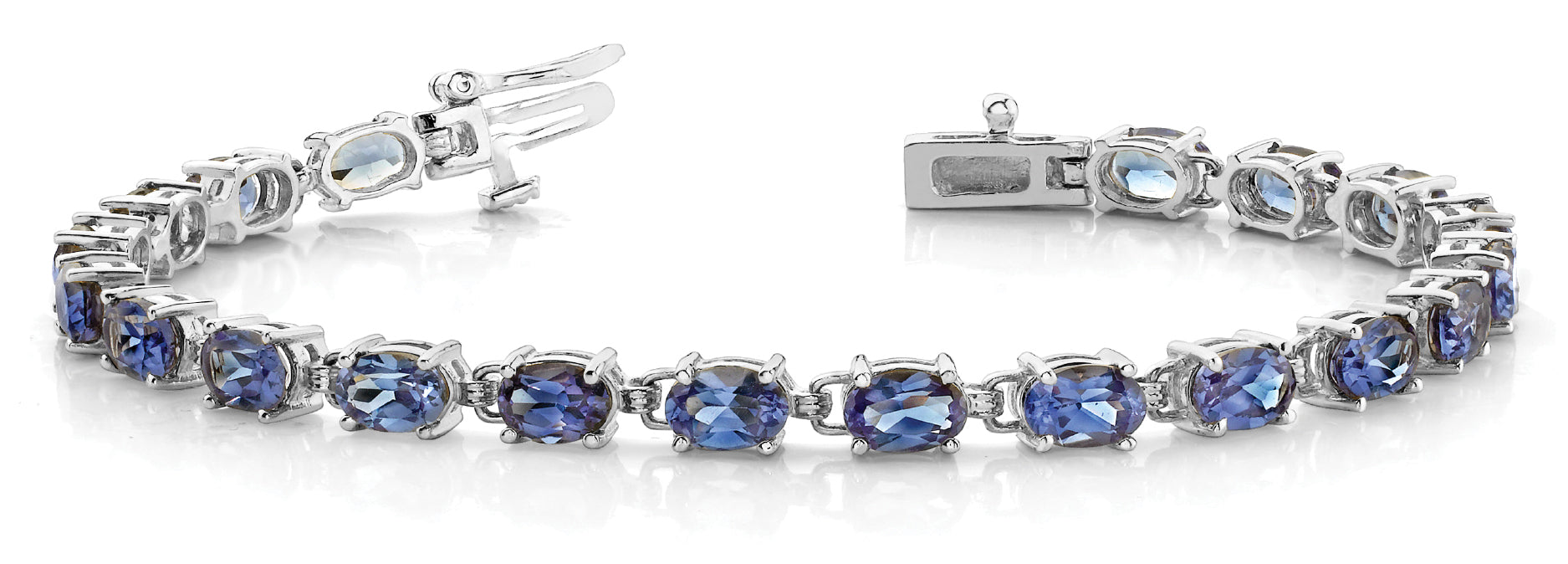 Tanzanite 11.28ct Bracelet - 14kt Gold