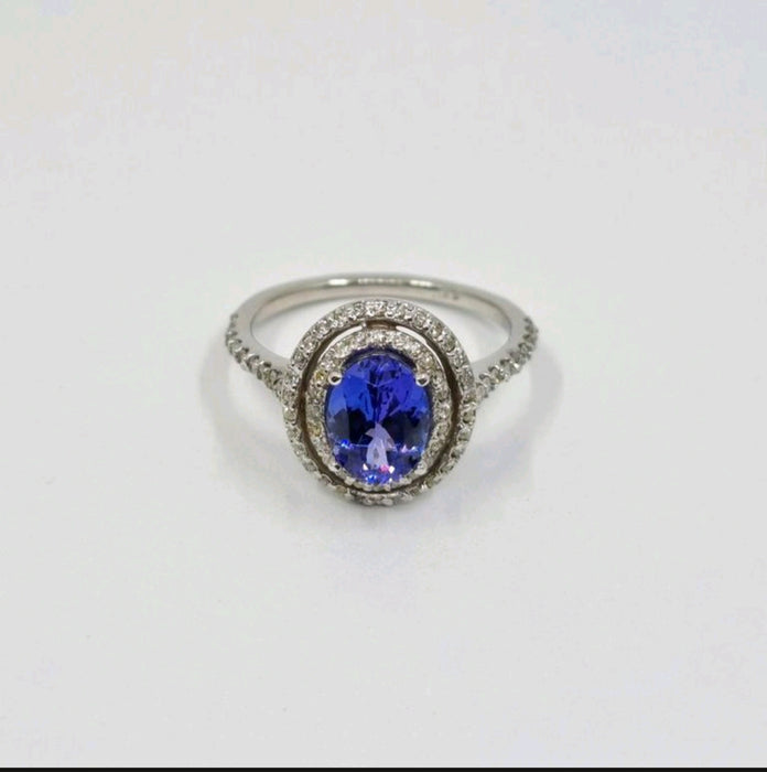 Tanzanite 1.35ct tw Ring with 0.45ct tw diamonds in 14kt Gold
