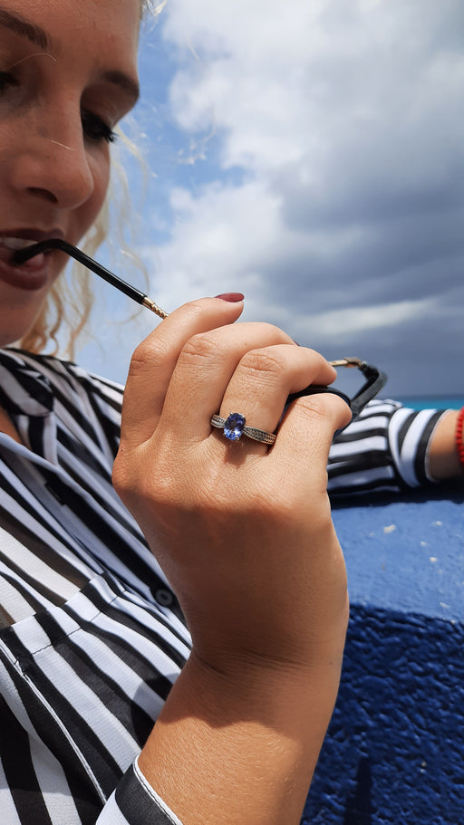 Tanzanite 1.40ct tw Ring 14kt Gold