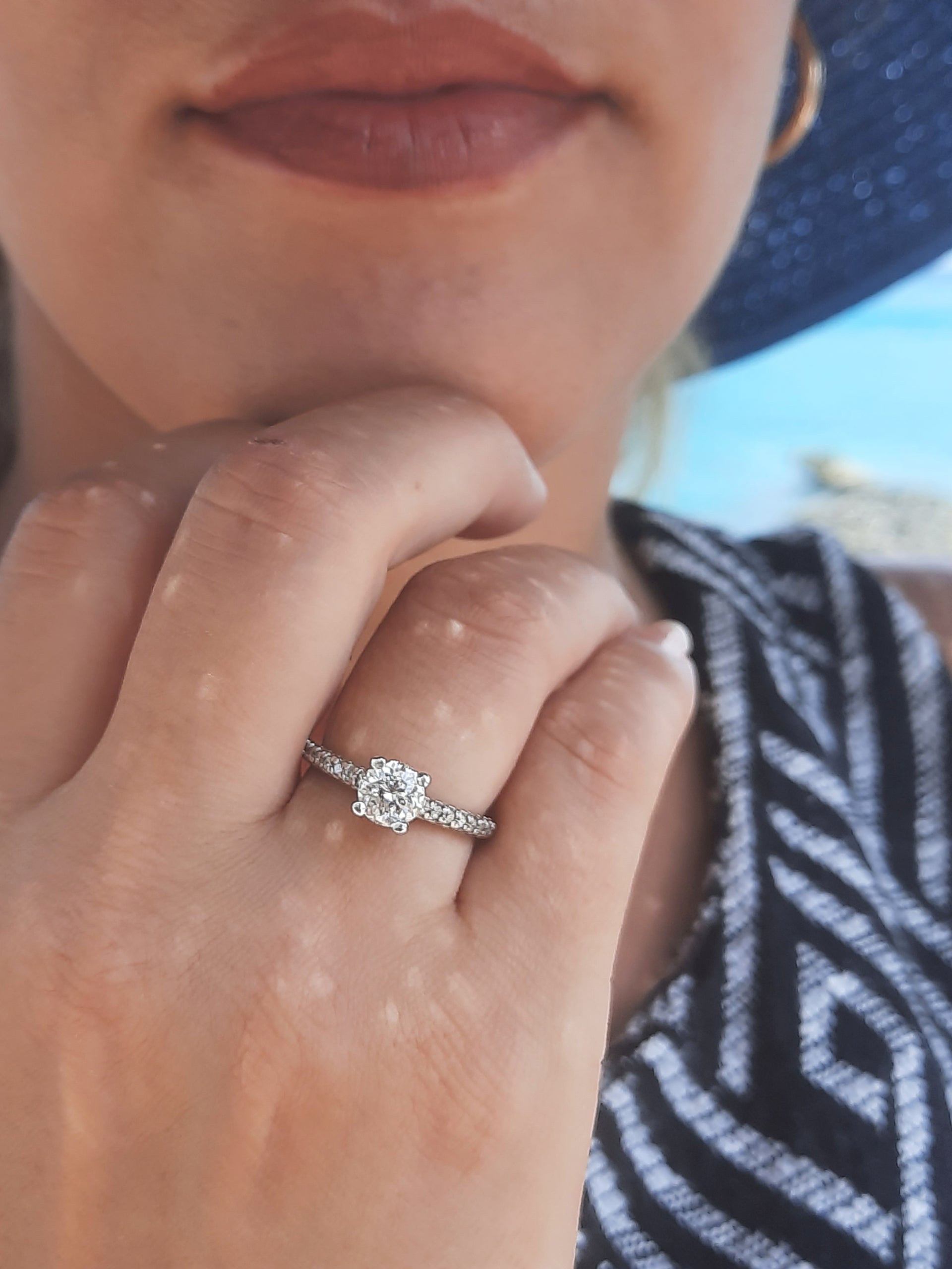 Round Diamond Ring 1.45 ct tw Engagement Ring Women's 14kt Gold