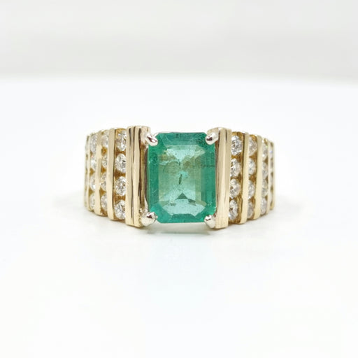 Emerald 2.11ct tw and Diamond 1.25ct tw Women's Ring 14kt Gold