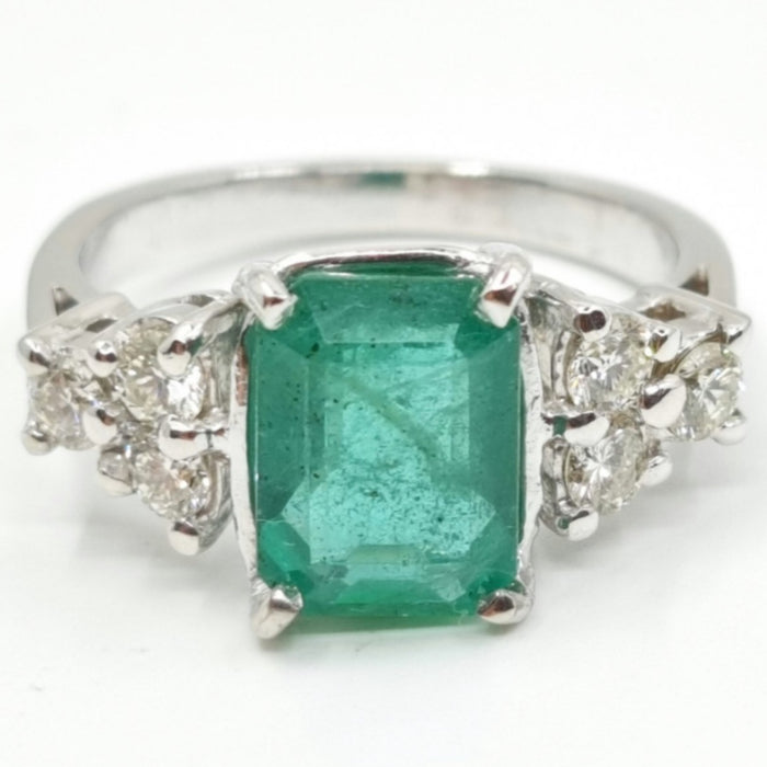 Emerald 2.53ct tw and Diamond 0.60ct tw Women's Ring 14kt Gold