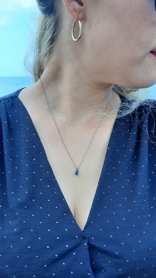 Sapphire 0.60 cttw Pendant - Silver