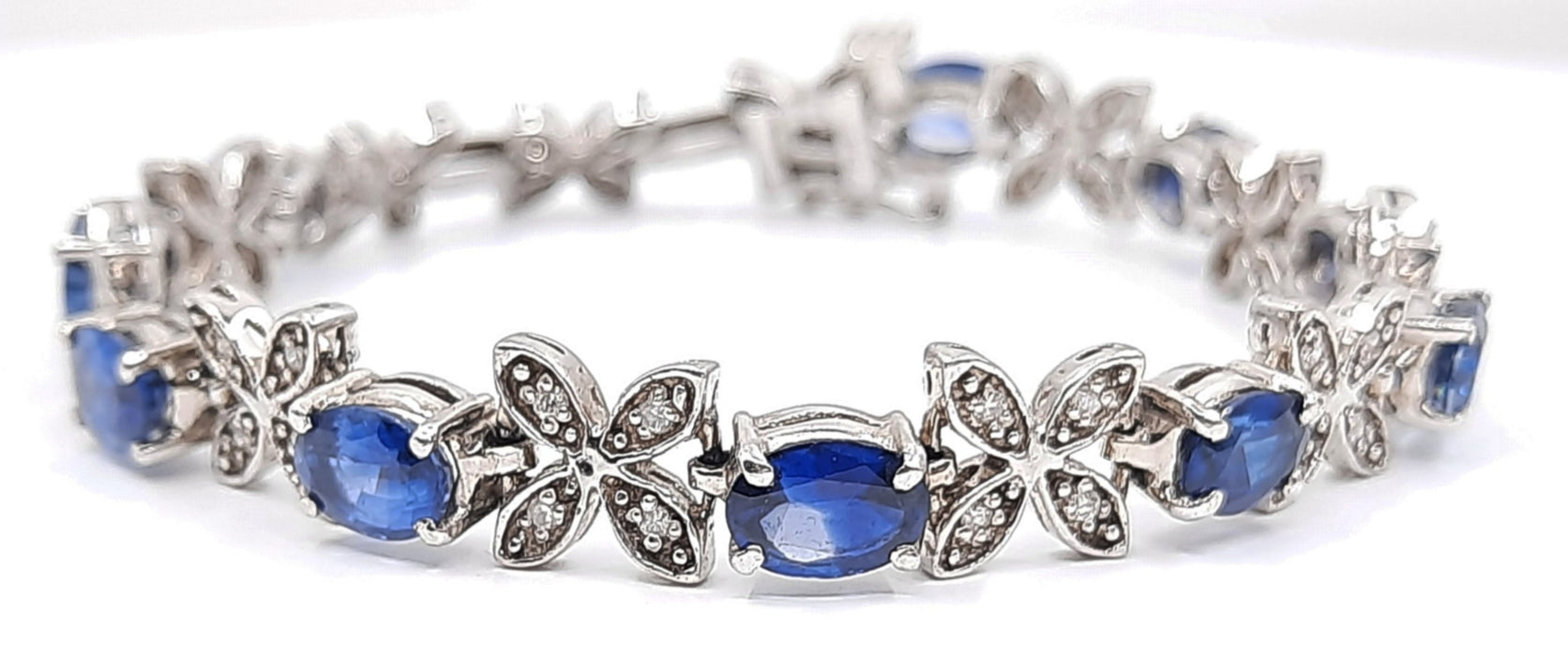 Sapphire 14.50 ct tw & Diamond 0.55 ct tw Bracelet in 14kt Gold