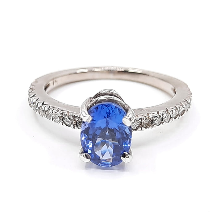 Tanzanite 1.40ct tw Ring with 0.25ct tw diamonds in 14kt Gold