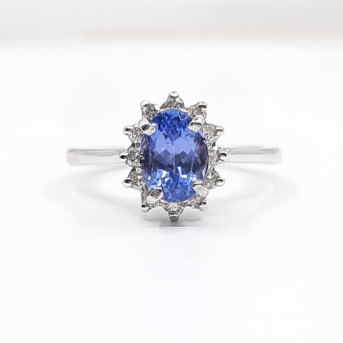 Tanzanite 1.30ct tw Ring with 0.30ct tw diamonds in 14kt Gold