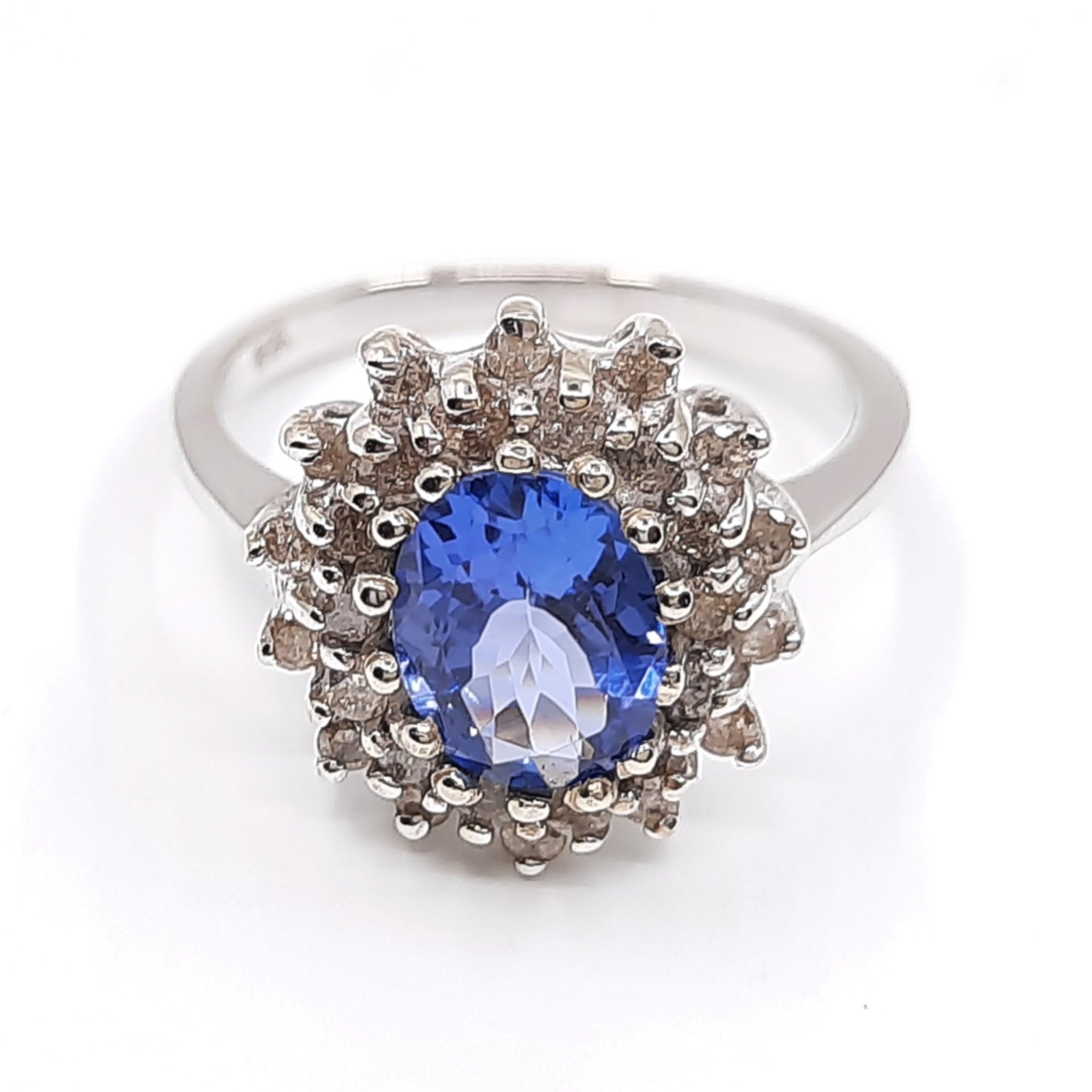 Tanzanite 1.35ct tw Ring with 0.11ct tw diamonds in 14kt Gold