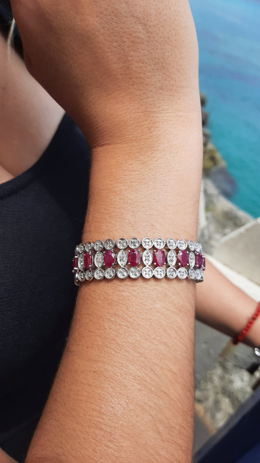 Ruby 16.45ct tw & Diamond 2.98ct tw Bracelet - 14kt Gold
