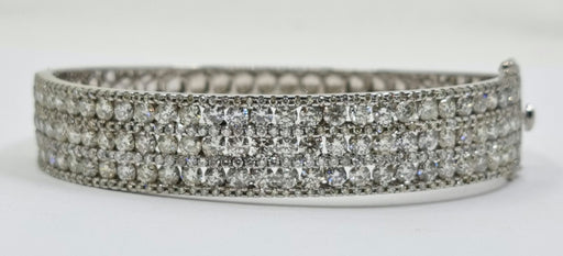 Diamond Bangle 10.00 ct tw - Ladies 14kt White Gold