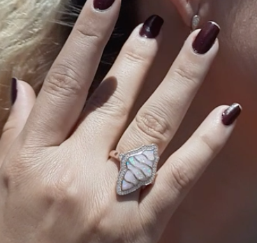 Mother of Pearl Set - Ring, Earring and Pendant in 925 Silver