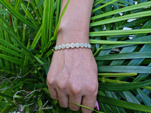 SeaFraa Circles Diamond Bangle 3.05 carats of diamonds in 14kt Gold