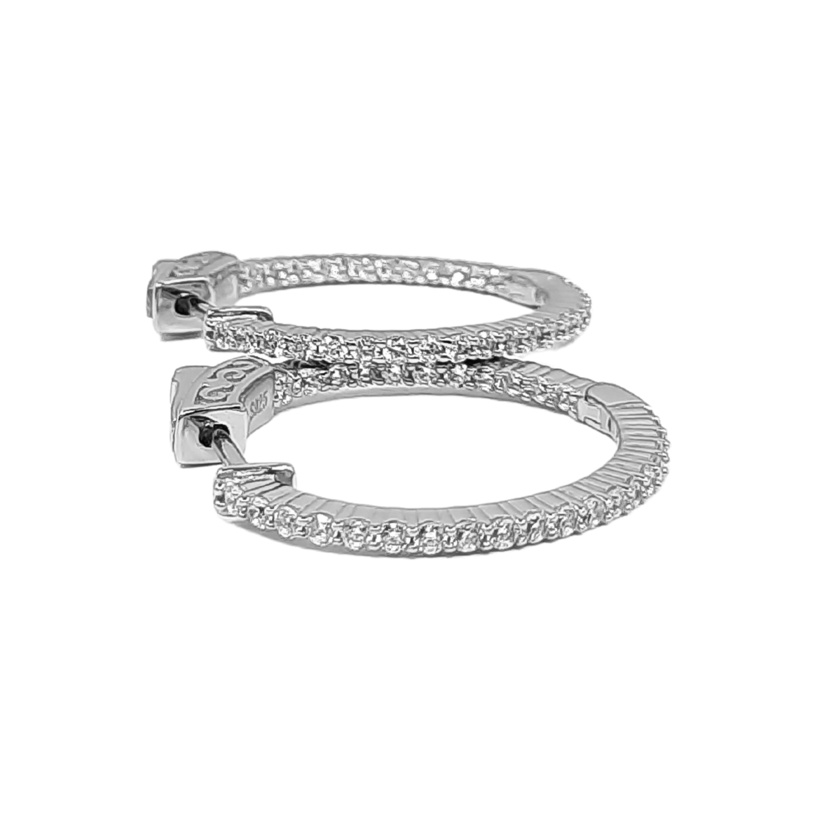 Petite Round Diamond Hoop Earring set in 14k Gold(0.75ct TW)